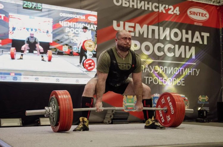 Новые рекорды установили приморцы на чемпионате России по троеборью