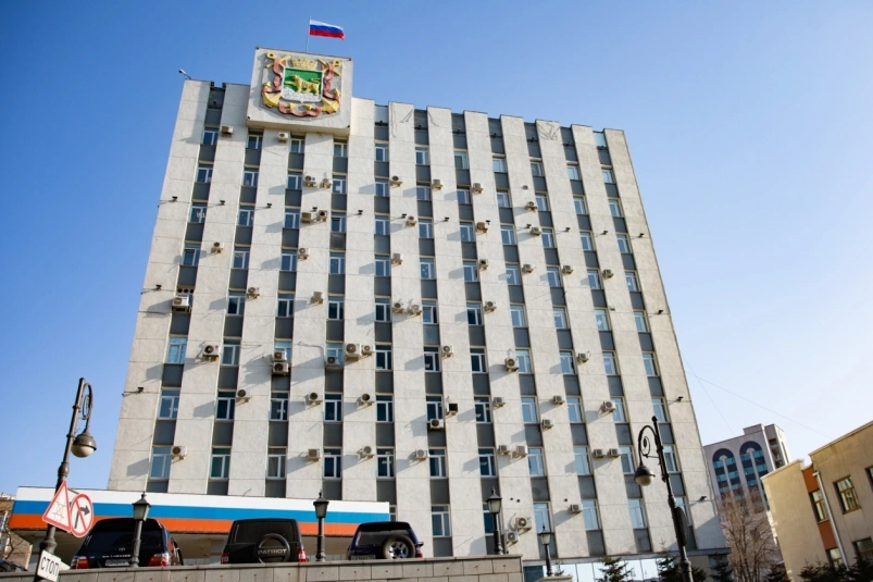 Губернатор сможет уволить главу Владивостока без согласия депутатов