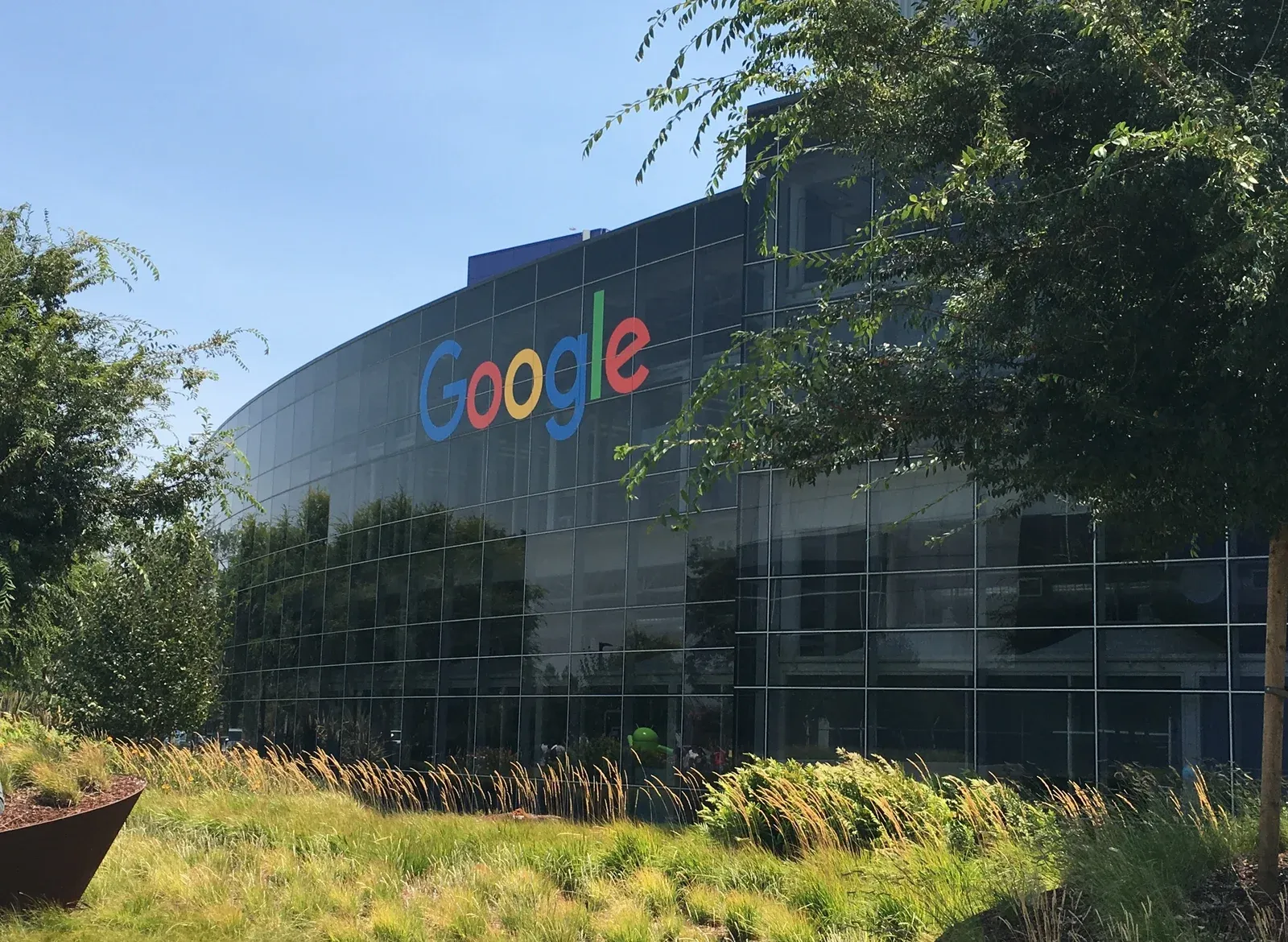 Google отказалась от обещания не использовать ИИ для оружия
