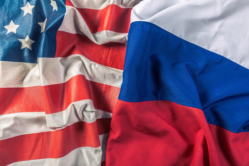 Белый дом рассматривает возможность ослабления санкций против России — Reuters
