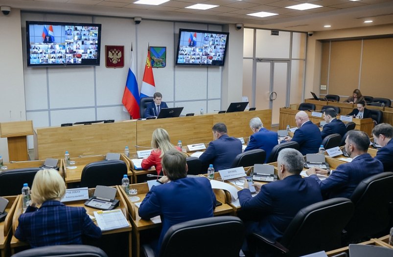 Шесть сёл отрезаны, мосты размыты: в Приморье ликвидируют последствия циклона