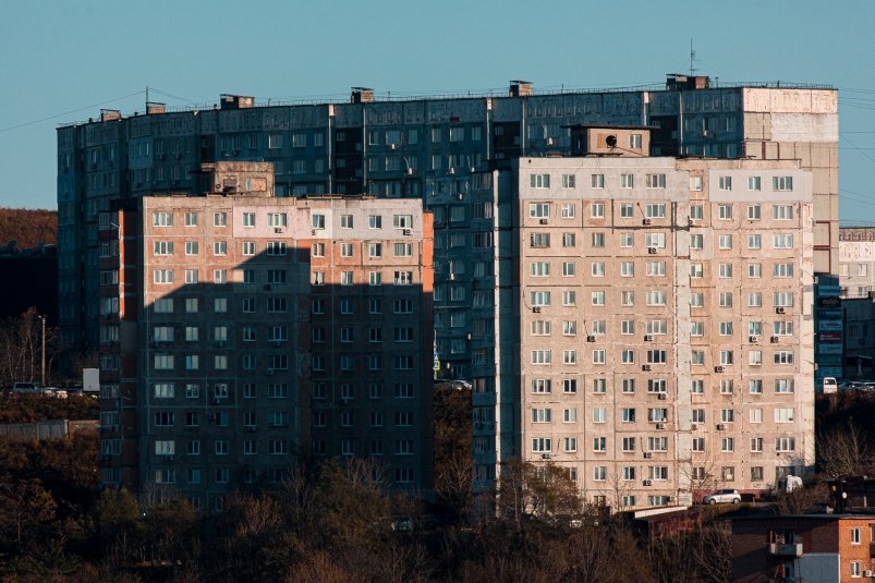 На вторичном рынке жилья во Владивостоке чаще всего интересуются “однушками” и “двушками”