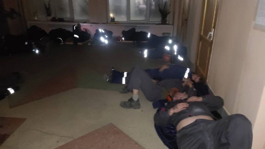 Бригада рабочих осталась ночевать на Приморской ГРЭС из-за невыплаты зарплаты