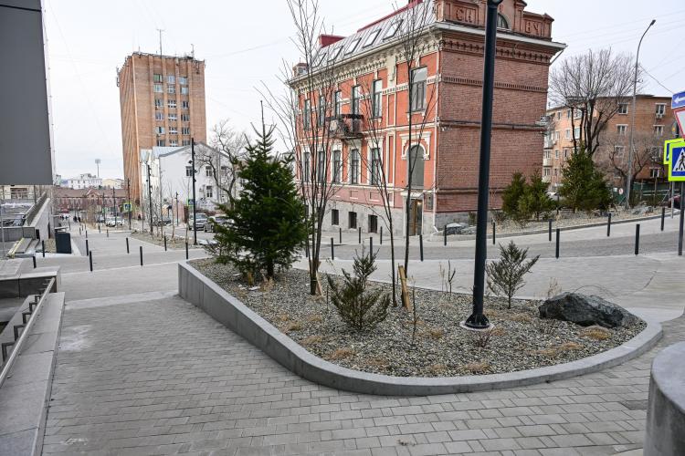 Во Владивостоке открылась обновленная улица Мордовцева