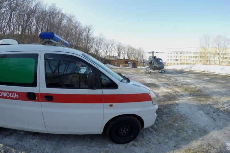 Воздушная скорая Приморья экстренно эвакуировала пациенток с севера края