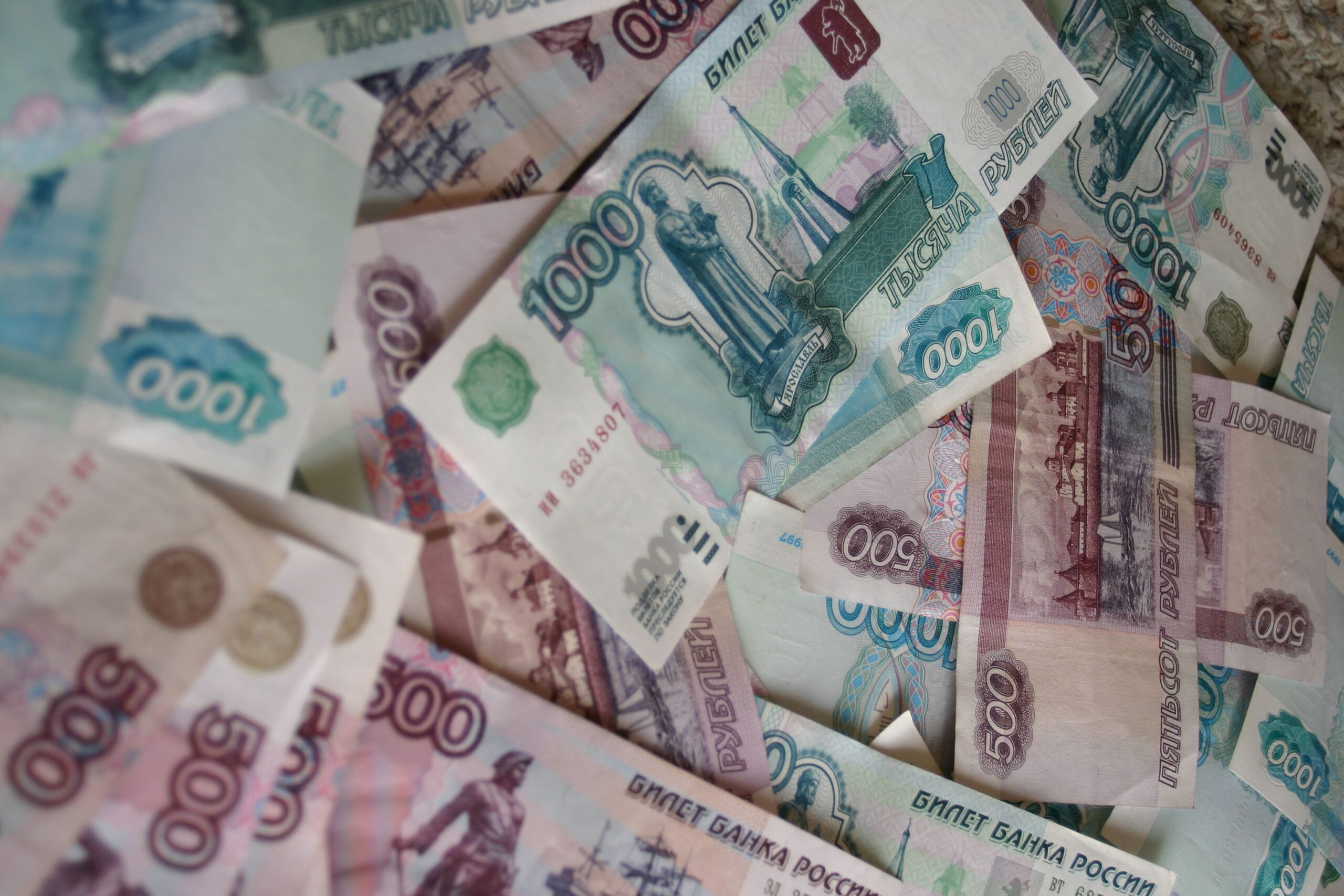 В ЦБ объяснили небывалый спрос на наличные отключениями интернета