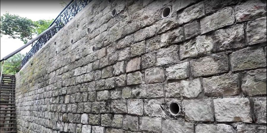 Подпорная стена XIX века в центре Владивостока восстановлена из аутентичных камней