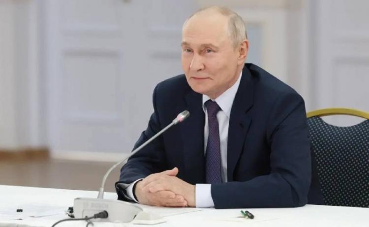 Путин поприветствовал участников XI Восточного экономического форума