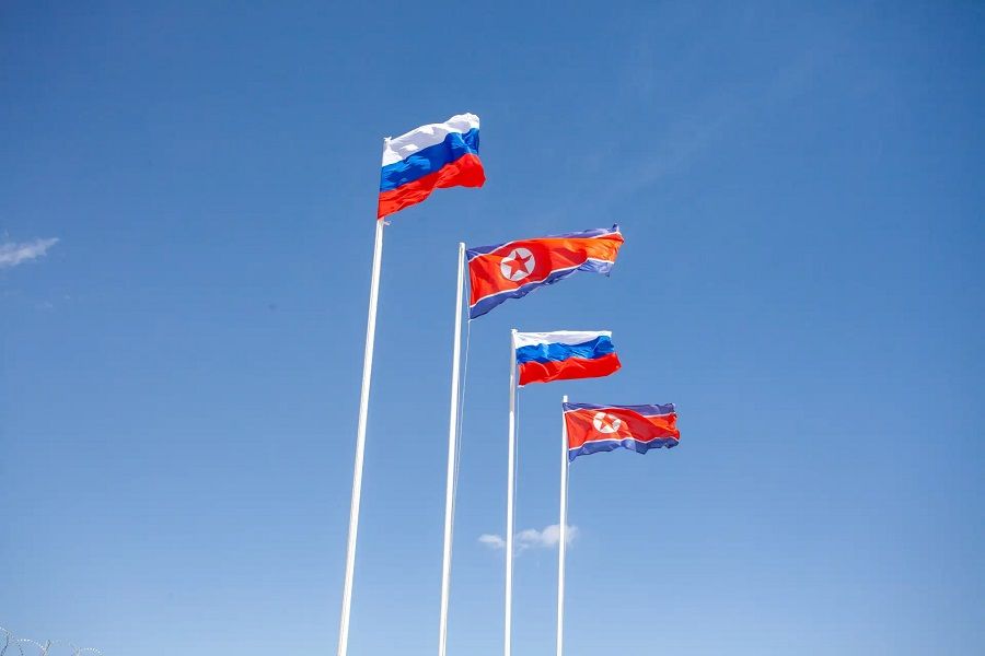 Первый автомобильный мост между Россией и КНДР через реку Туманную открыт